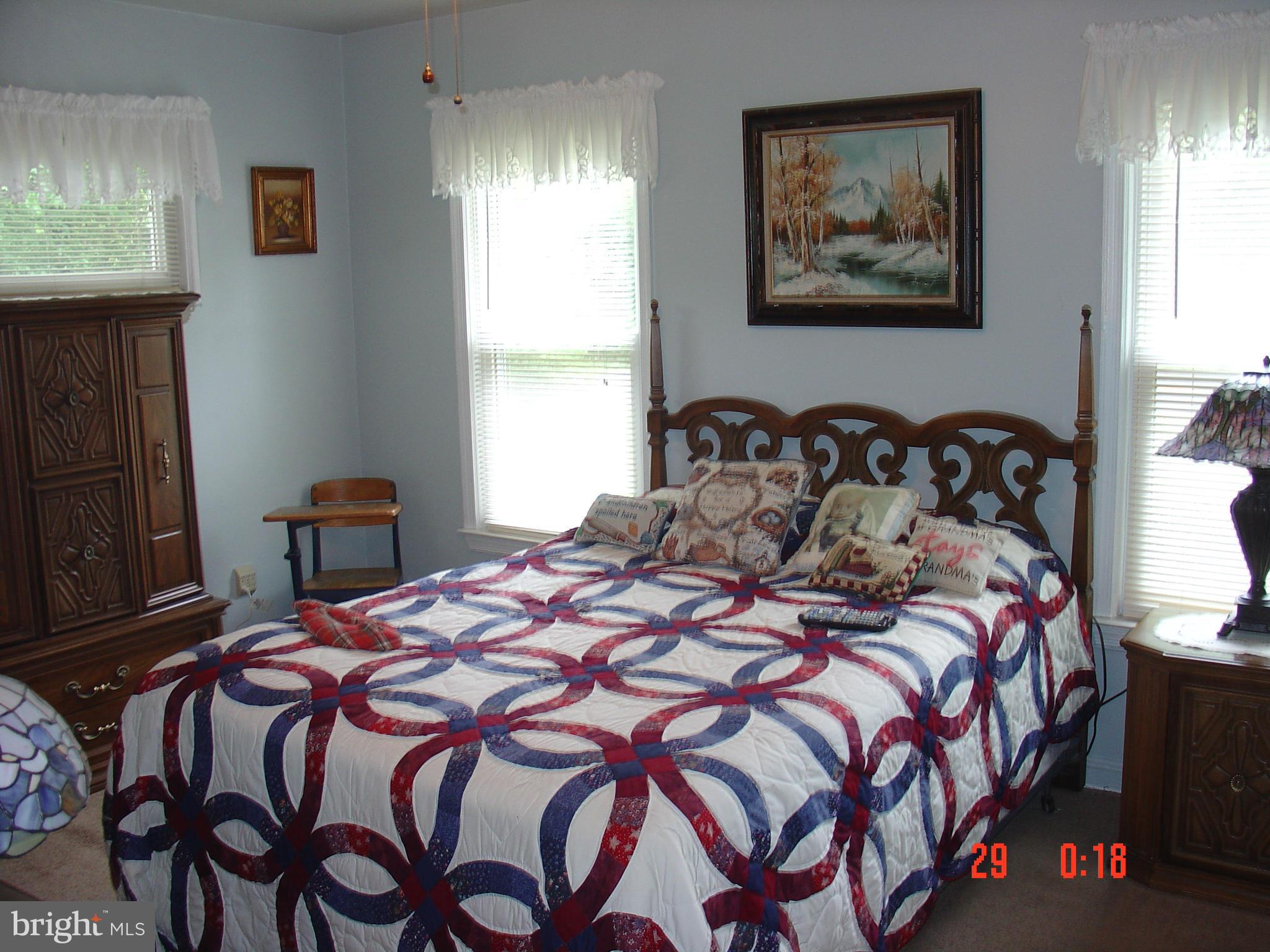 Bedroom (Master)