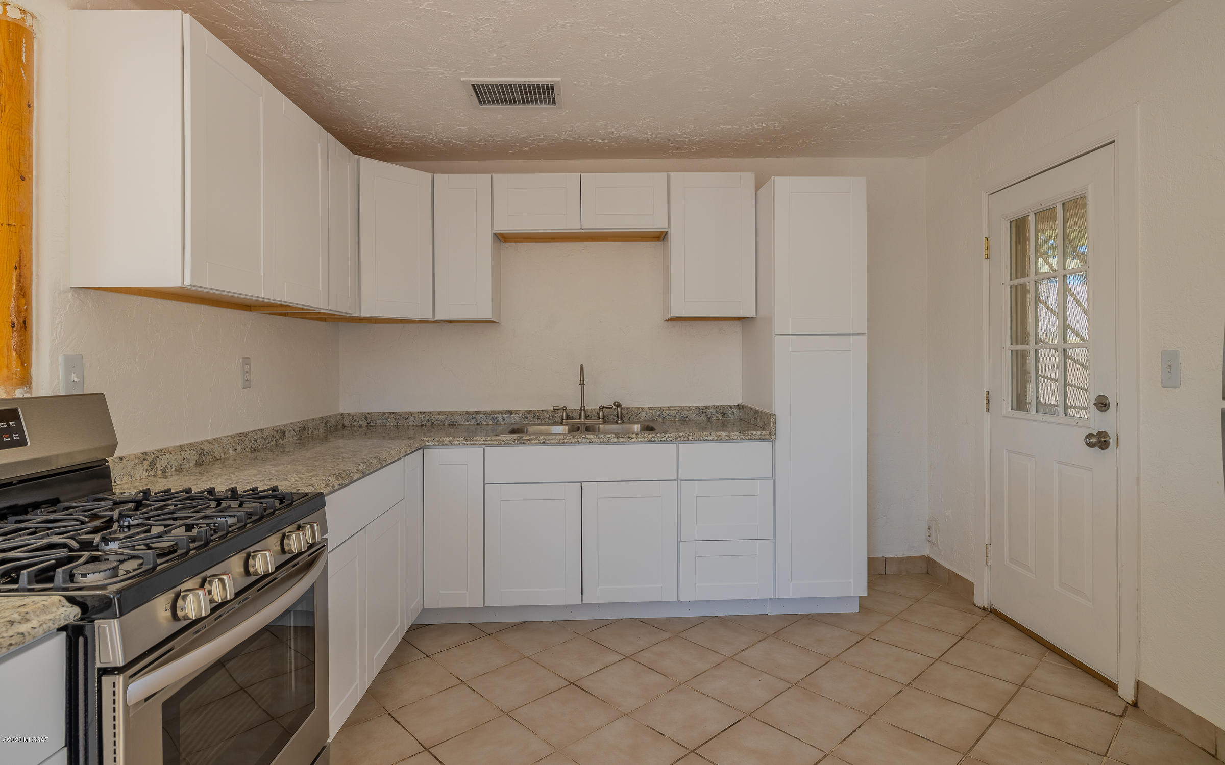 3121 East Greenlee Road Tucson, AZ 85716 - Photo 9 of 26 Gallery Image 9