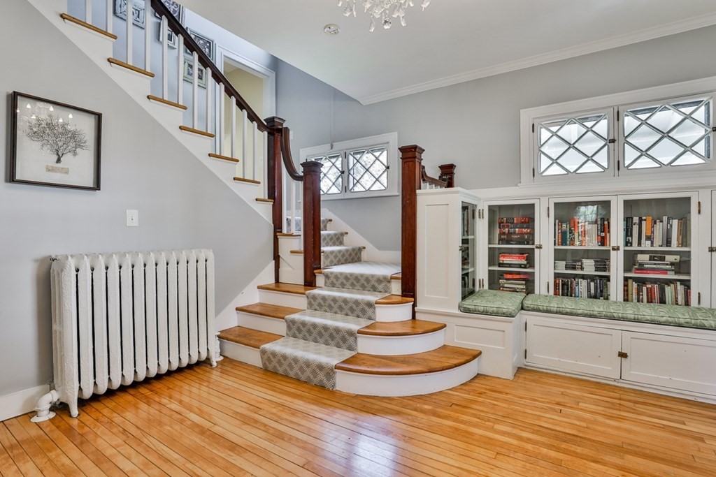 27 Walnut Road Hamilton, MA 01982 - Photo 5 of 42 a view of an entryway with wooden floor and windows