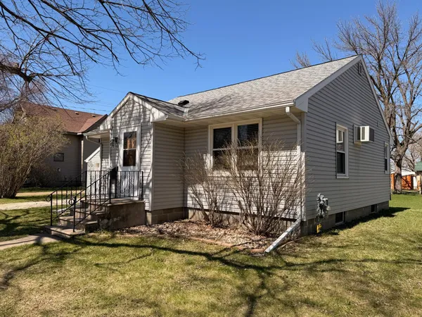 $90,000 | 646 Harvey Street, Tracy, MN 56175