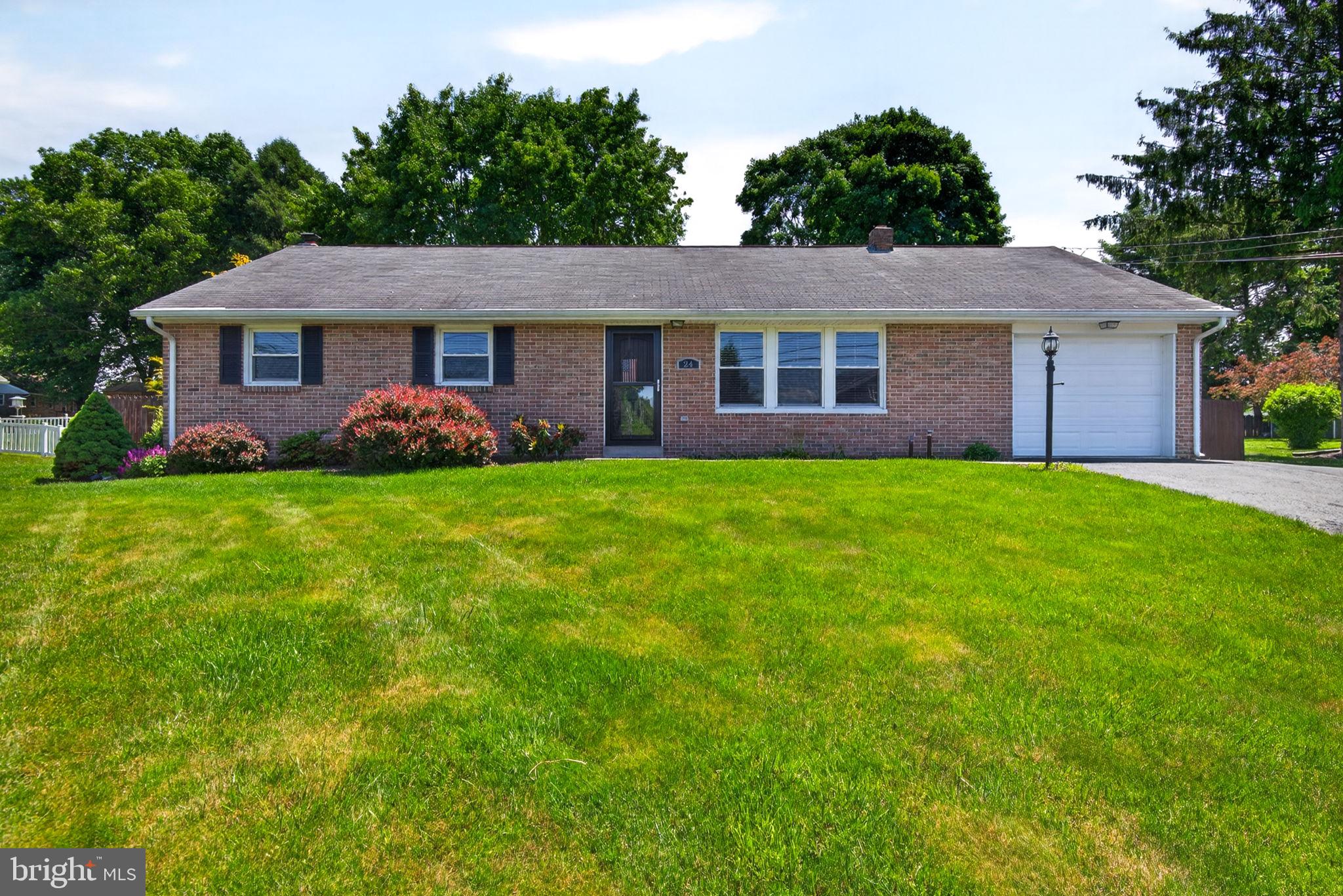 24 Snyder Hill Road Lititz, PA 17543 - Photo 1 of 30
