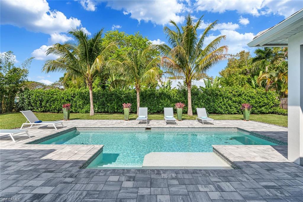 1515 Mandarin Road Naples, FL 34102 - Photo 15 of 15