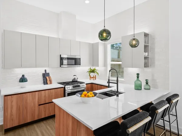 $314,990 | 2583 Paul Quinn Street, Houston, TX 77091