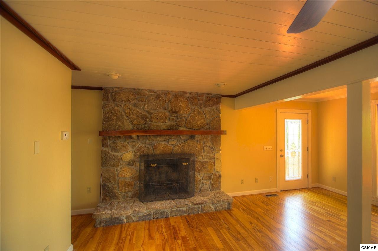 891 Pleasure Road Sevierville, TN 37876 - Photo 7 of 32