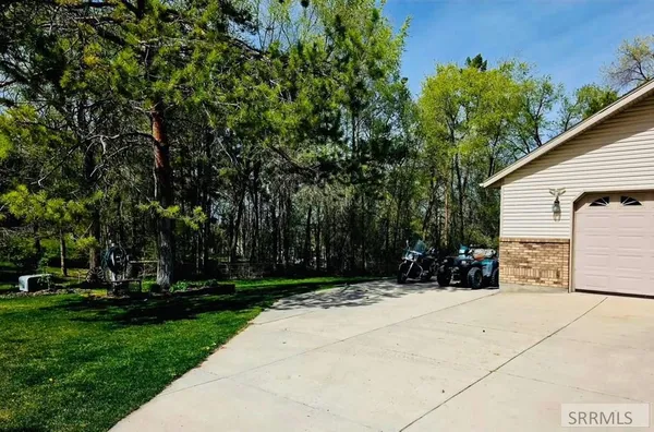 $700,000 | 1522 Sod Farm Road, Pocatello, ID 83204