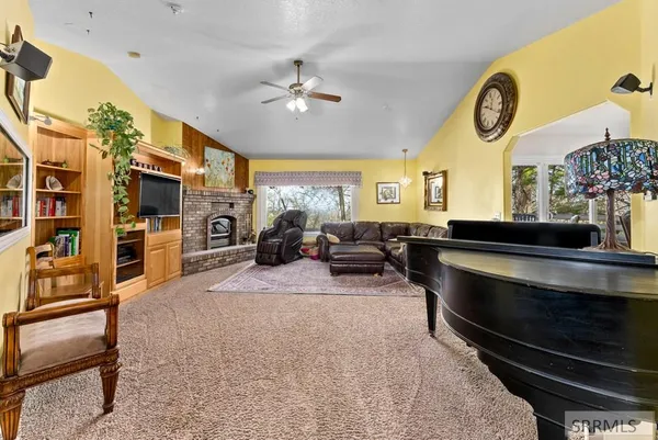 $700,000 | 1522 Sod Farm Road, Pocatello, ID 83204