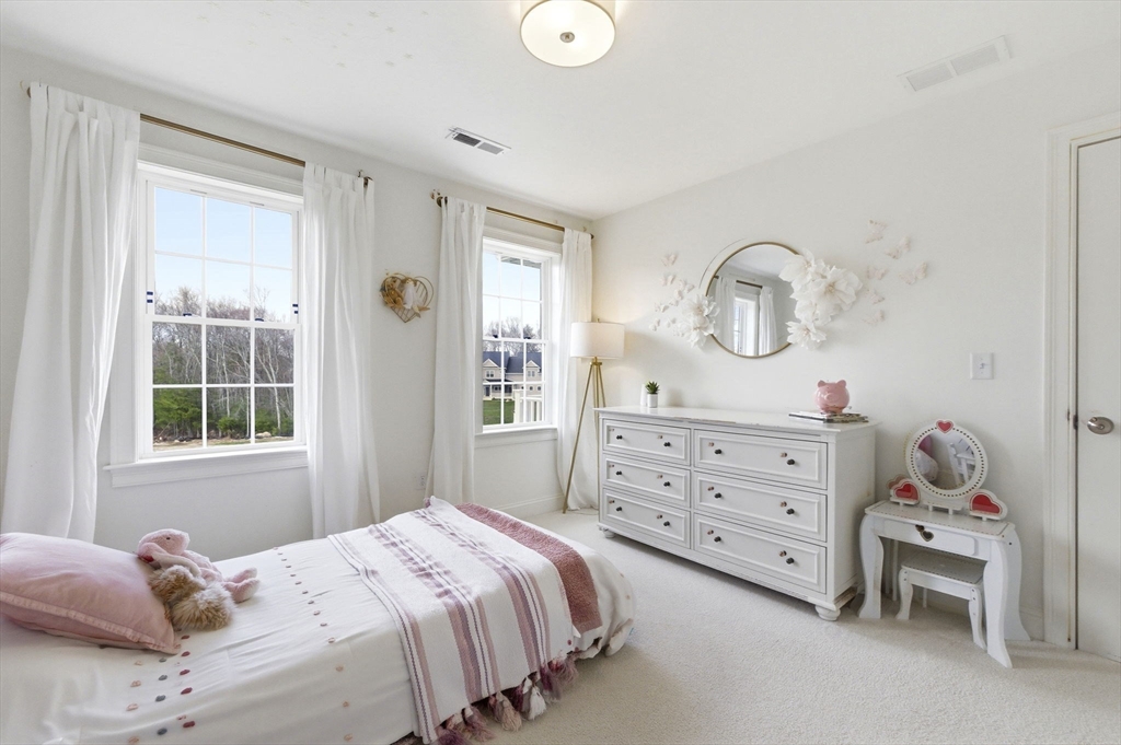 29 Rawson Farm Road Mendon, MA 01756 - Photo 31 of 42