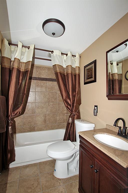 698 Lindsay Road Carnegie, PA 15106 - Photo 14 of 22 Gallery Image 14