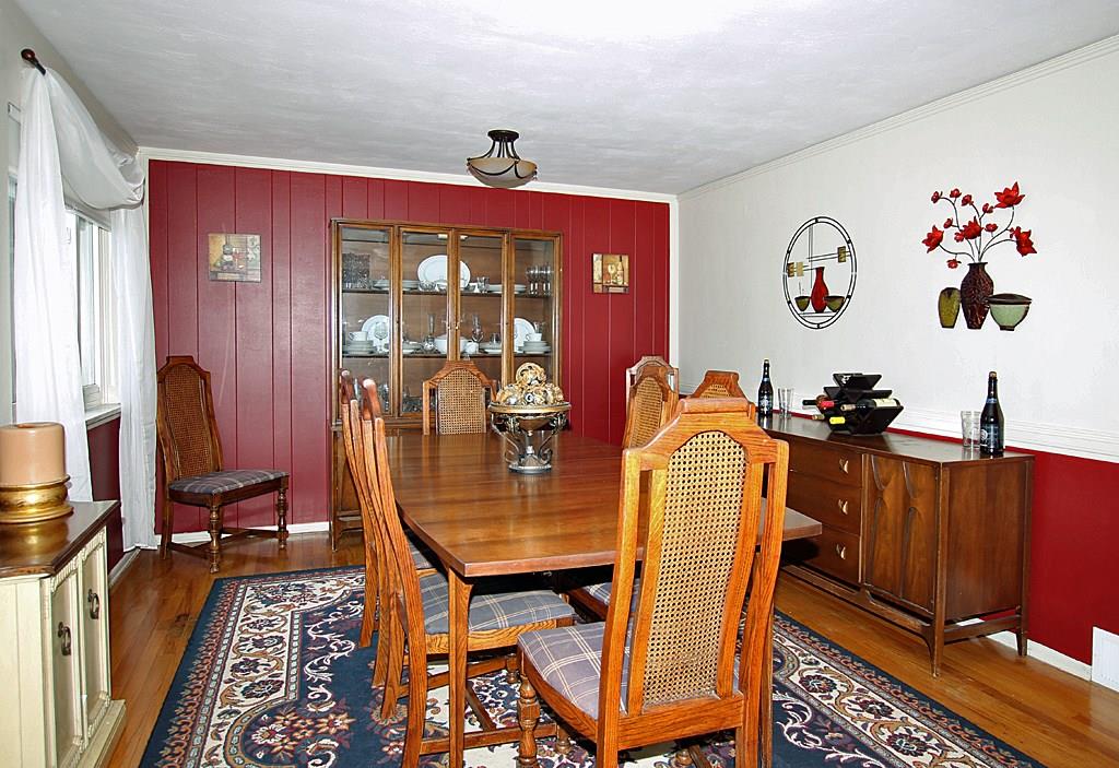 698 Lindsay Road Carnegie, PA 15106 - Photo 9 of 22 Gallery Image 9