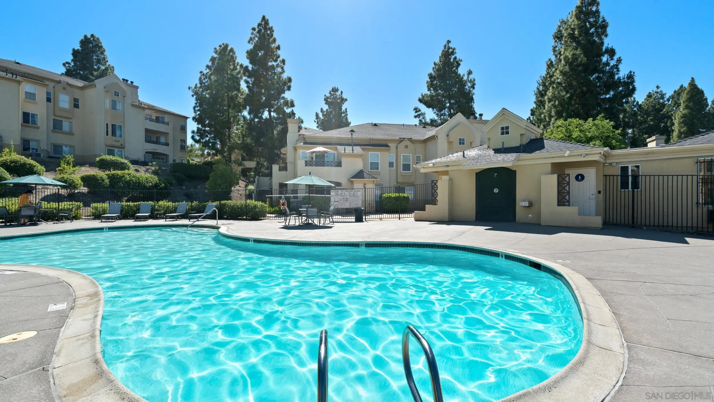 725 Brookstone Road, Unit 101 Chula Vista, CA 91913 - Photo 29 of 31 a view of a fountain in front of the house