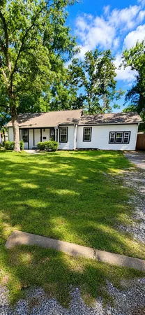 $1,700 | 1007 Cowan Avenue, Conroe, TX 77301