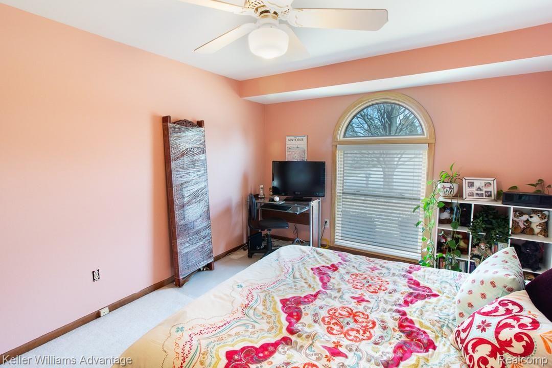 991 Dressler Lane Rochester, MI 48307 - Photo 22 of 36 DresslerLn_991_BedB_02.jpg