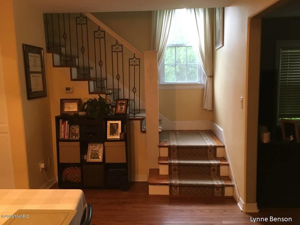 7614 Cascade Road Southeast Grand Rapids, MI 49546 - Photo 8 of 15 Stairs 7614 Cascade Road Grand Rapids Mi