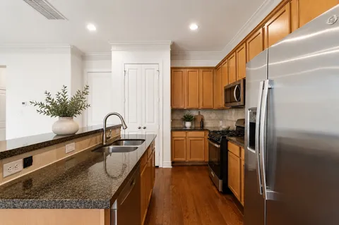 $395,000 | 2332 Naomi Street, Houston, TX 77054