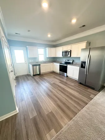 $2,150 | 426 Pender Woods Drive, Summerville, SC 29486
