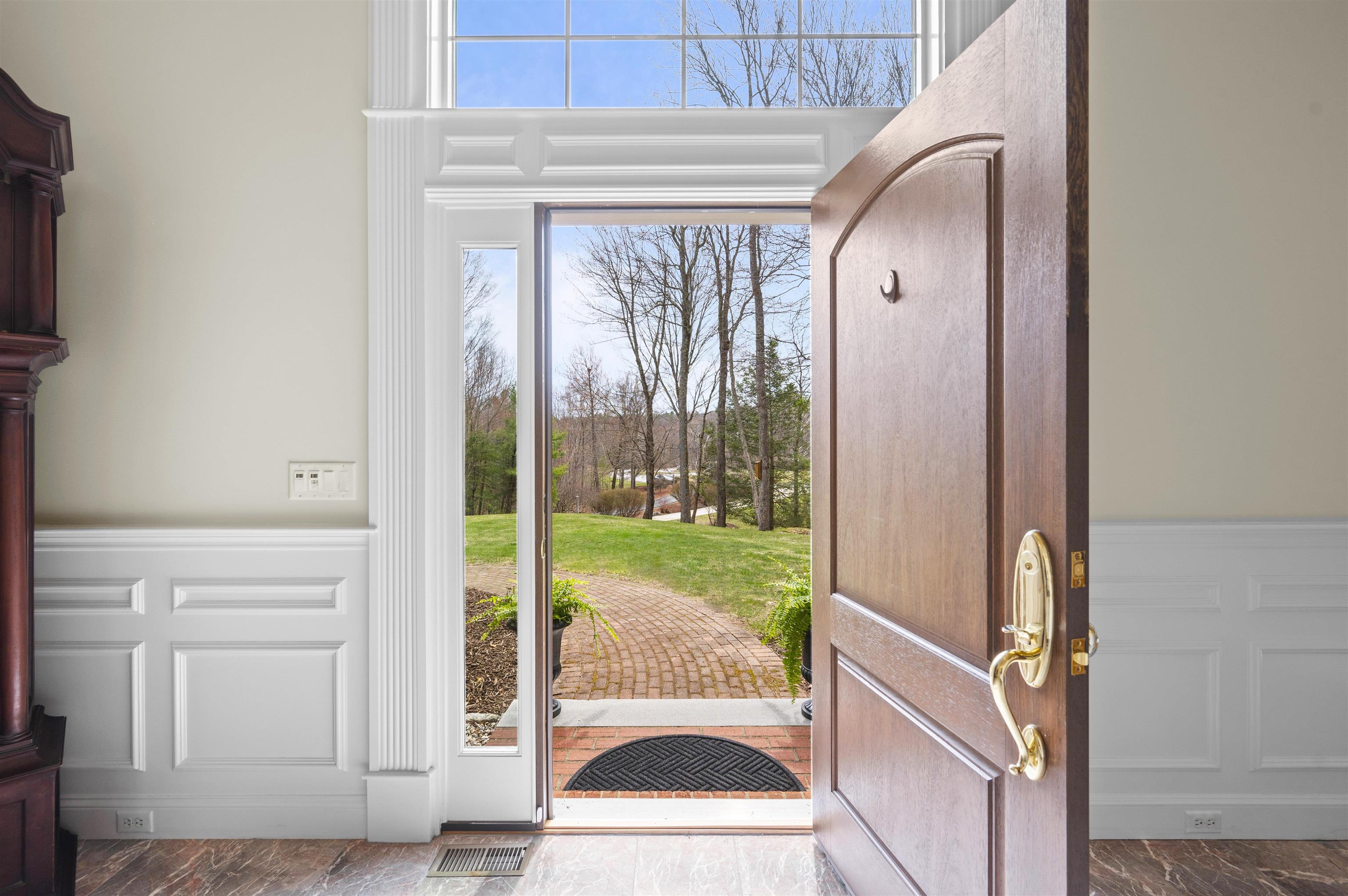 55 The Flume Amherst, NH 03031 - Photo 3 of 56