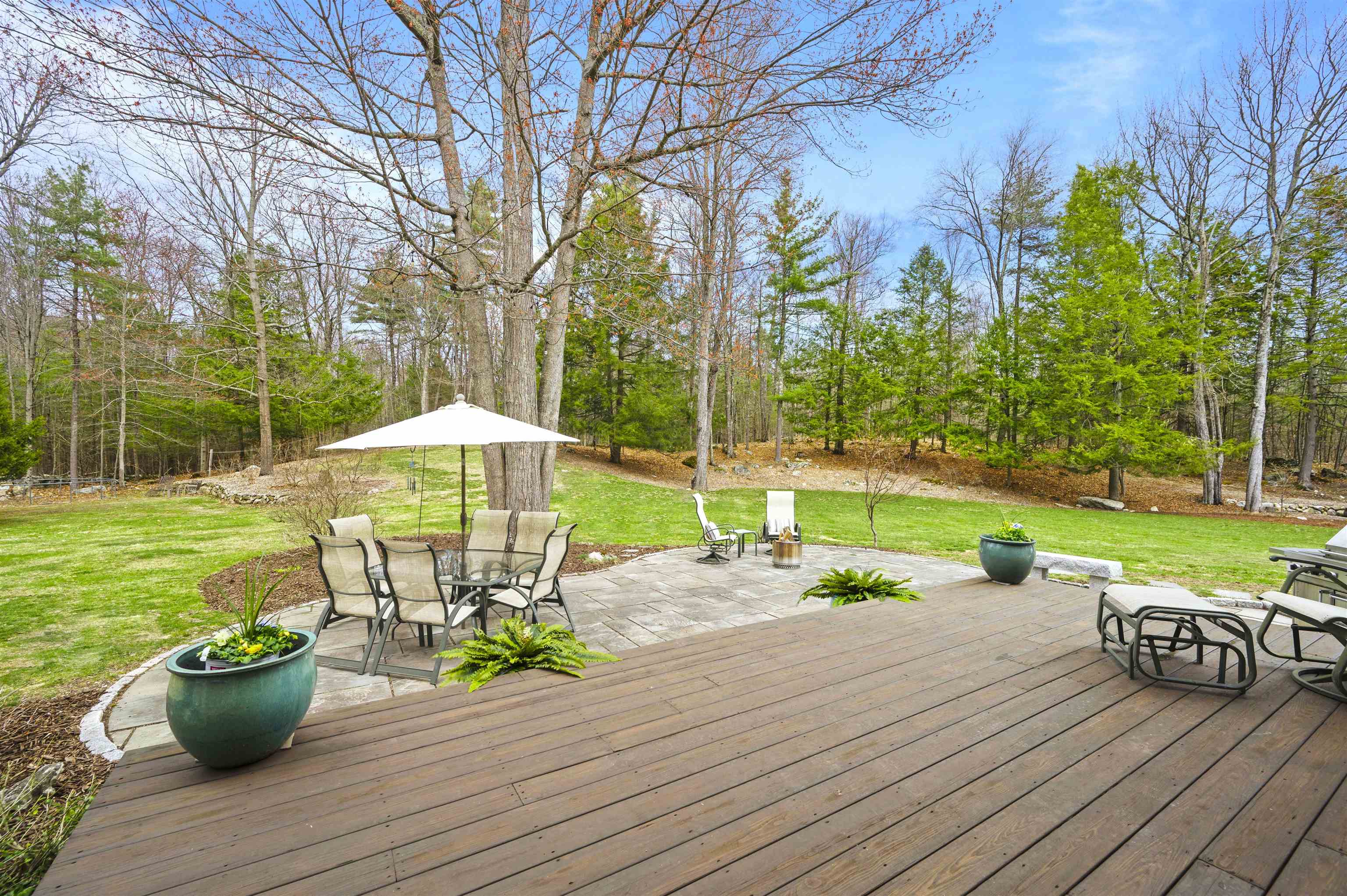 55 The Flume Amherst, NH 03031 - Photo 48 of 56