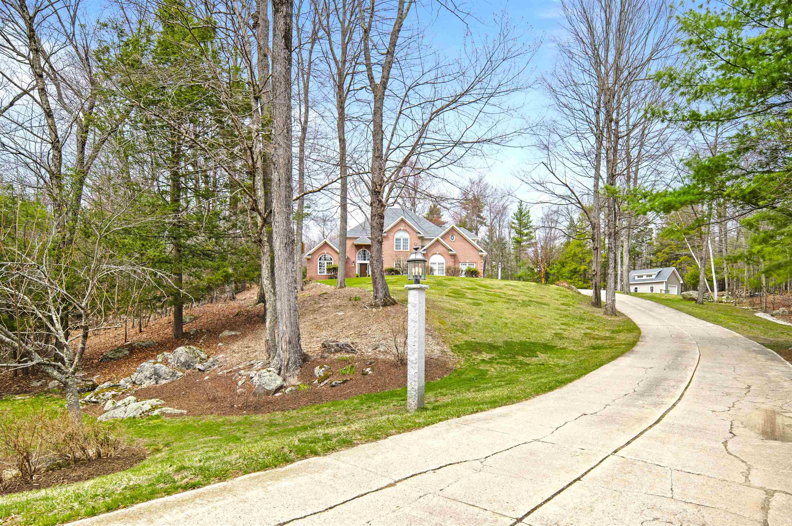 55 The Flume Amherst, NH 03031 - Photo 53 of 56