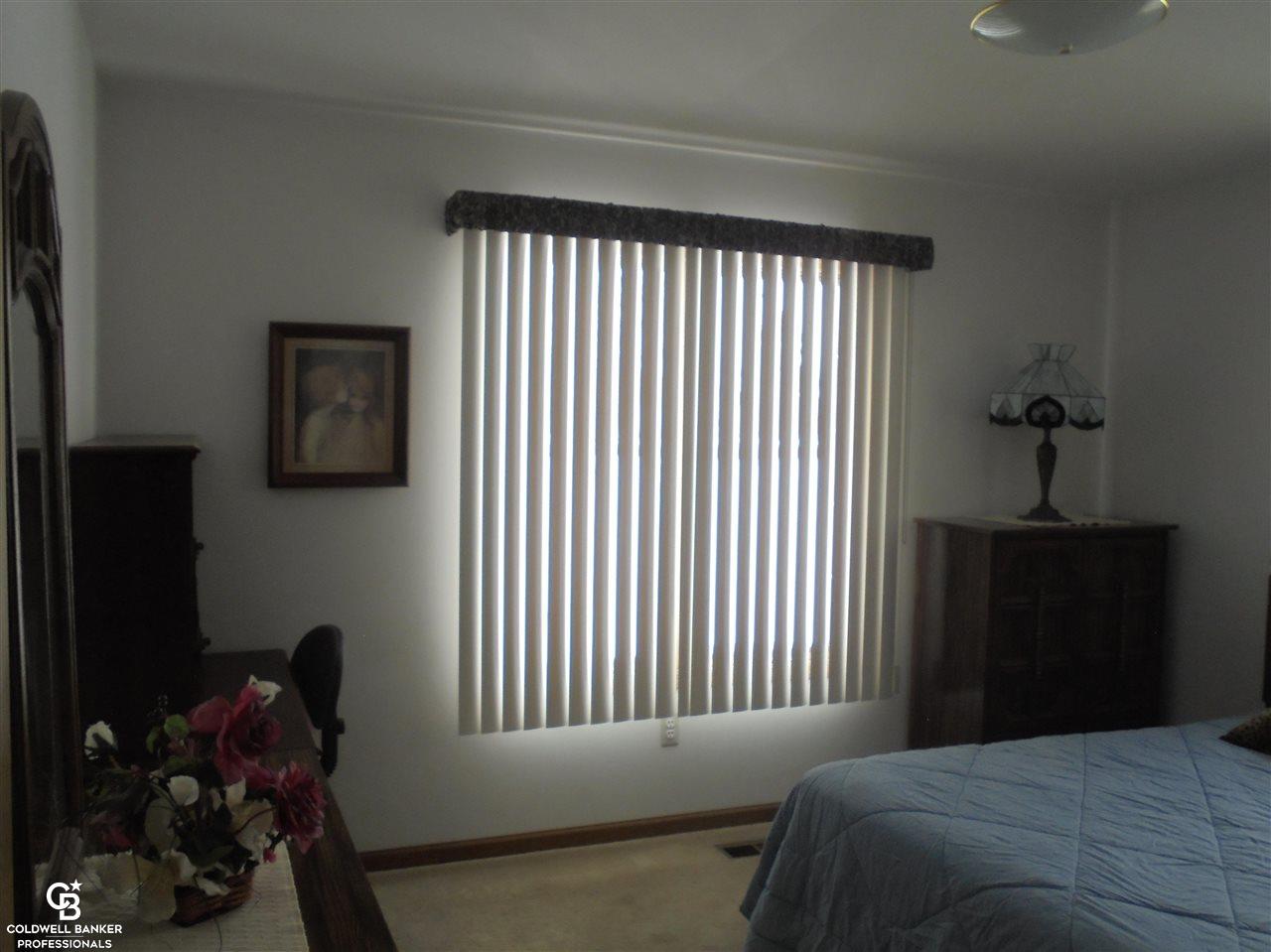16960 Armada Center Road Armada, MI 48005 - Photo 35 of 72 Front Bedroom