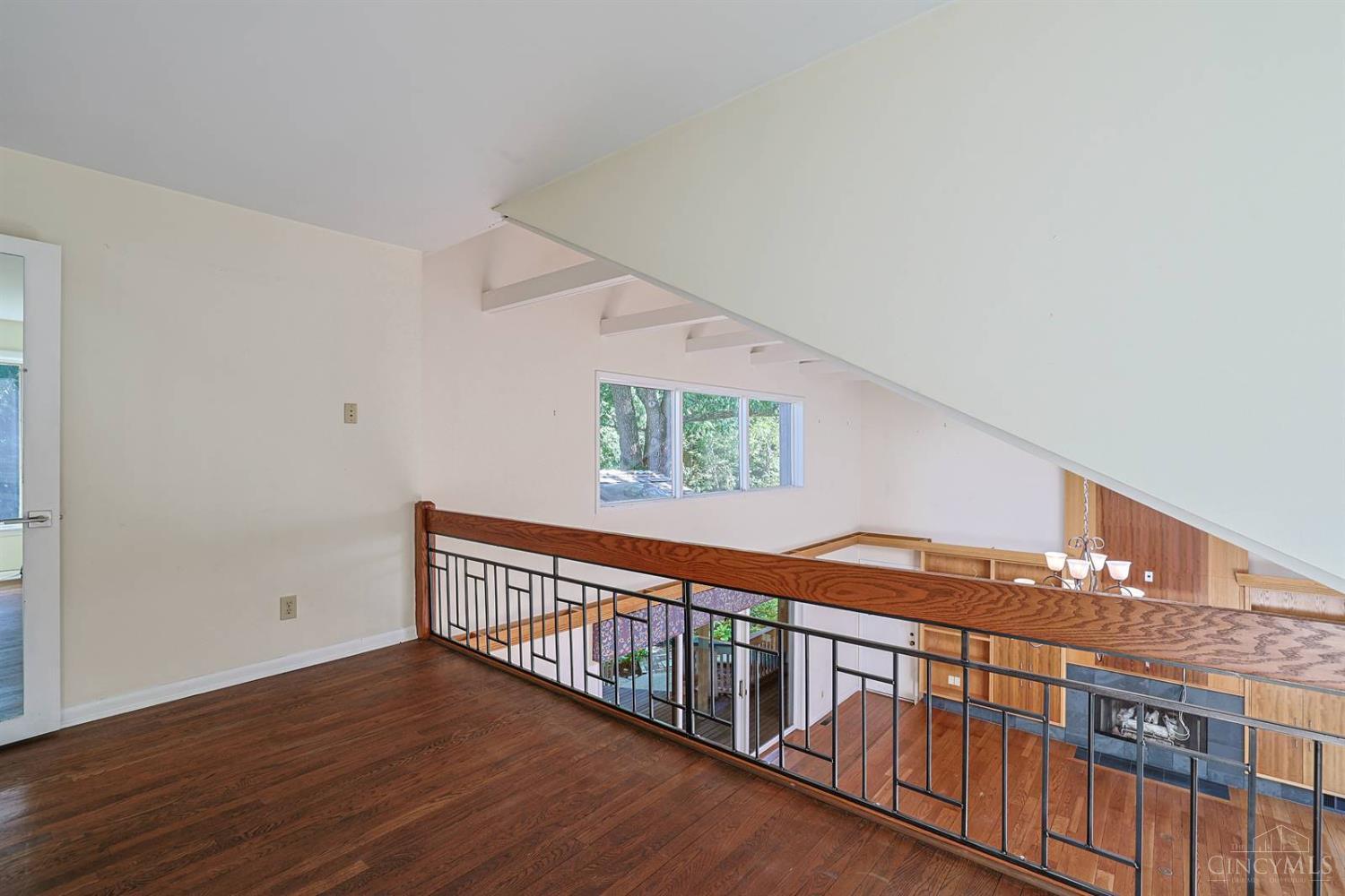 4805 Drake Road Cincinnati, OH 45243 - Photo 46 of 97 Gallery Image 46