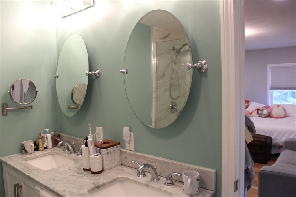 307 Main Street Lancaster, MA 01523 - Photo 19 of 23