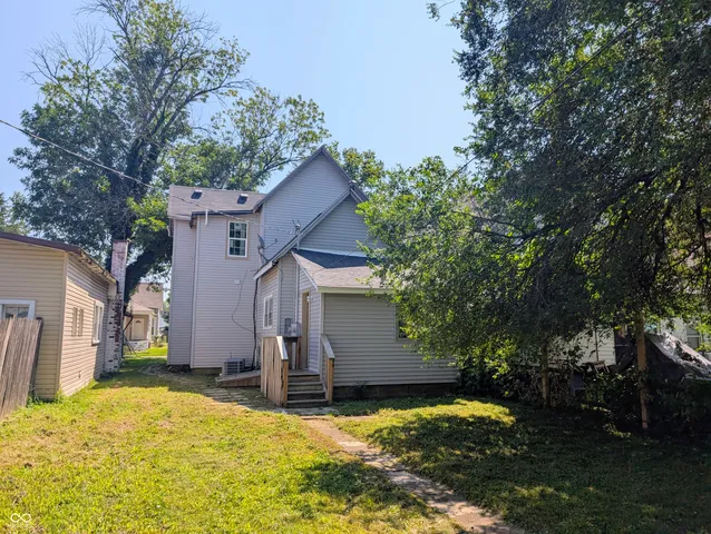 $199,990 | 1210 California Street, Columbus, IN 47201