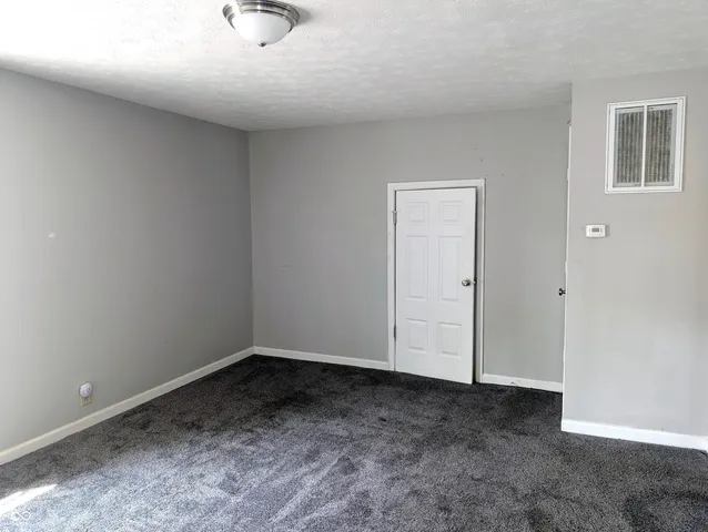 $199,990 | 1210 California Street, Columbus, IN 47201