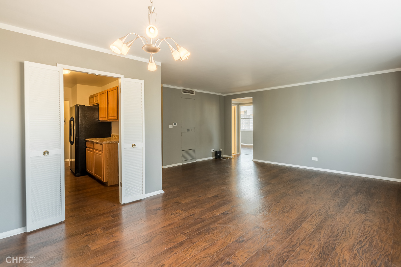 6301 North Sheridan Road, Unit 16B Chicago, IL 60660 - Photo 5 of 43