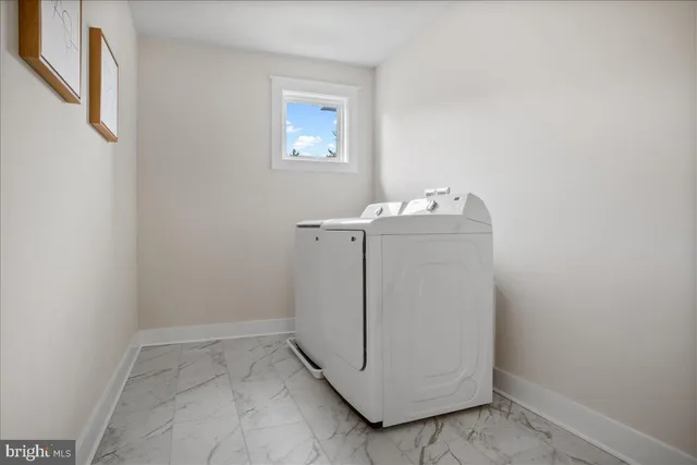 a view of utility room