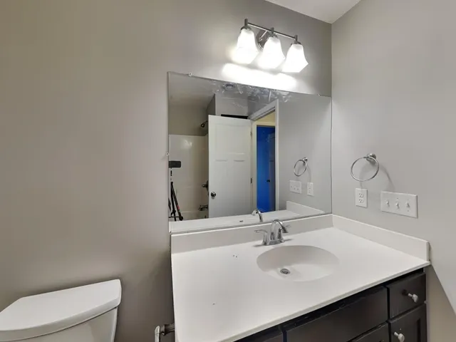 $3,149 | 1525 Independence Avenue North, Golden Valley, MN 55427