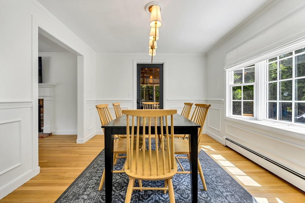 27 Marlyn Road Medfield, MA 02052 - Photo 8 of 28 Gallery Image 8