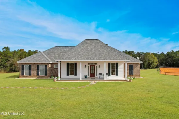 $539,000 | 29 East Slope Drive, Carriere, MS 39426
