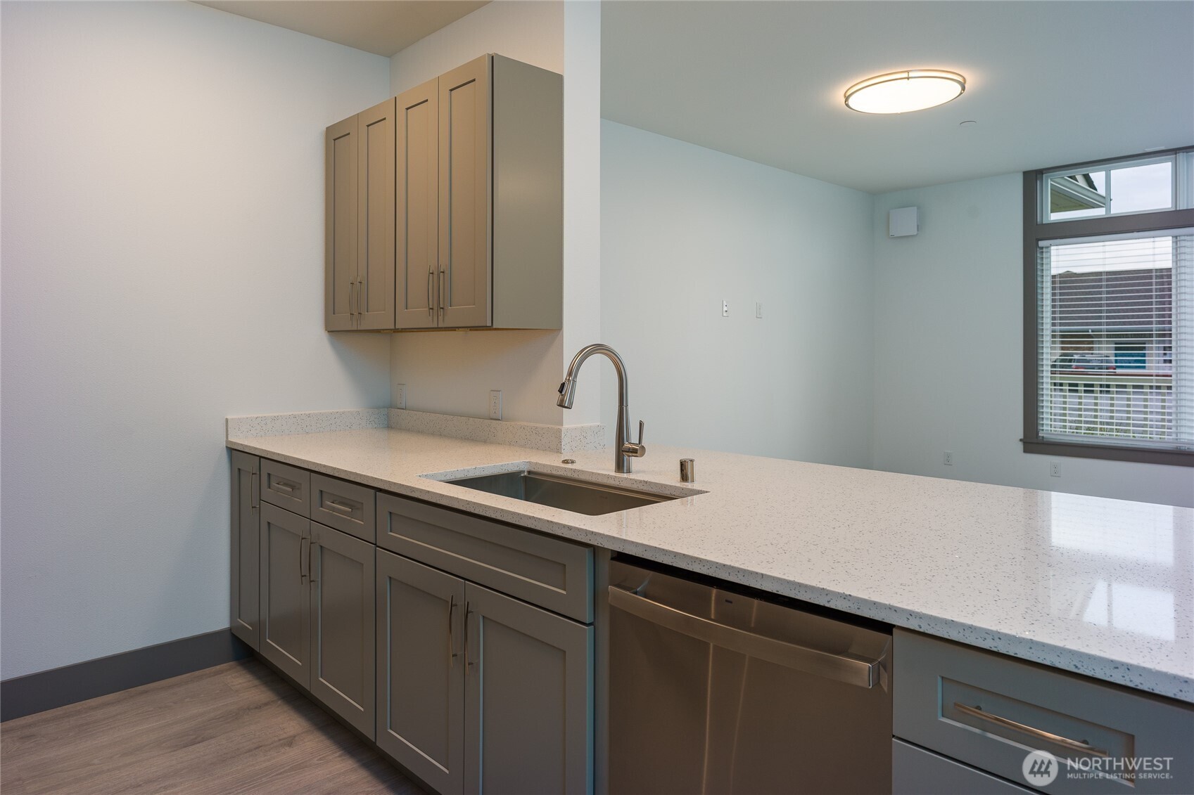 623 Morris Street, Unit E1 La Conner, WA 98257 - Photo 11 of 22