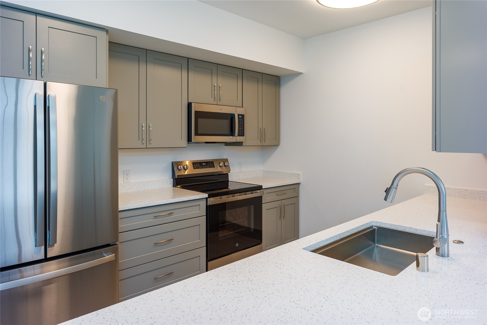 623 Morris Street, Unit E1 La Conner, WA 98257 - Photo 9 of 22