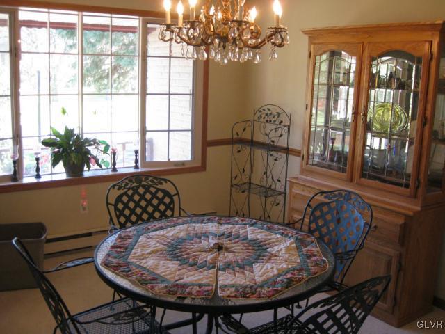 6423 Tupelo Road Allentown, PA 18104 - Photo 7 of 39 Gallery Image 7