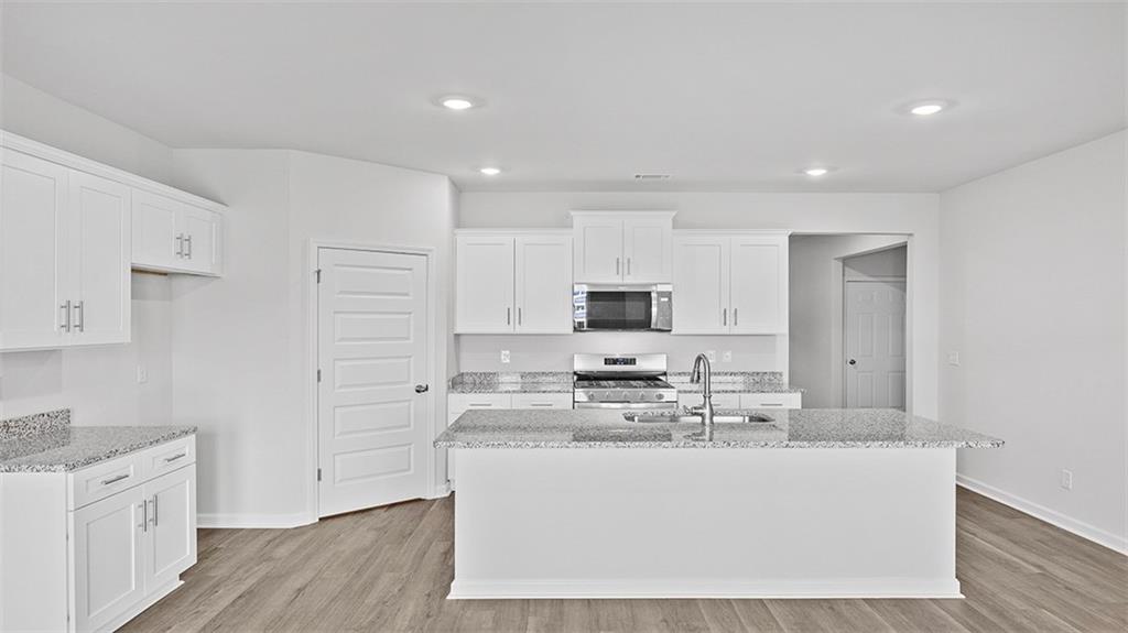 131 Champlain Road Hoschton, GA 30548 - Photo 8 of 51 Gallery Image 8