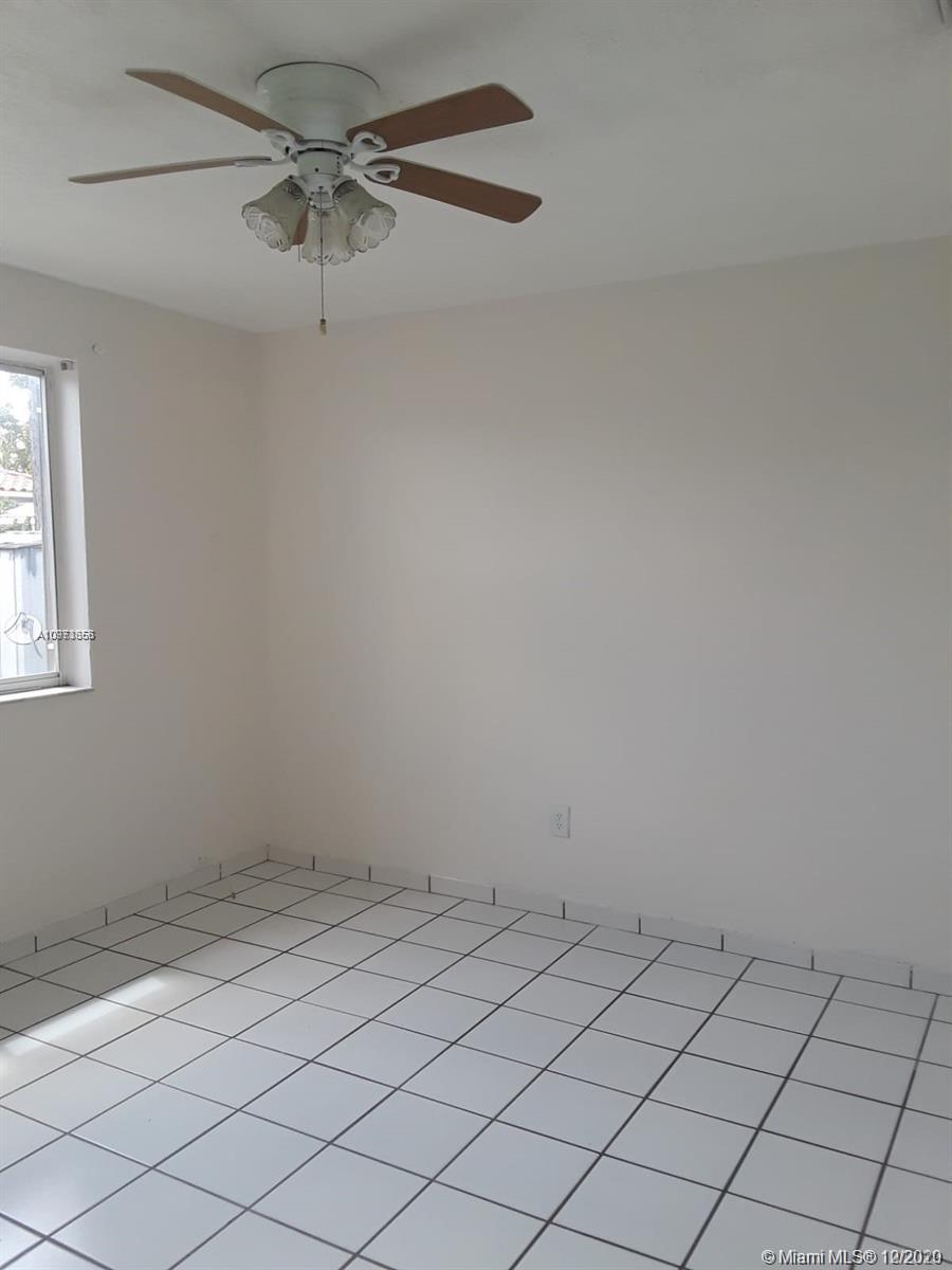 Hialeah Acres Hialeah, FL 33010 - Photo 6 of 12