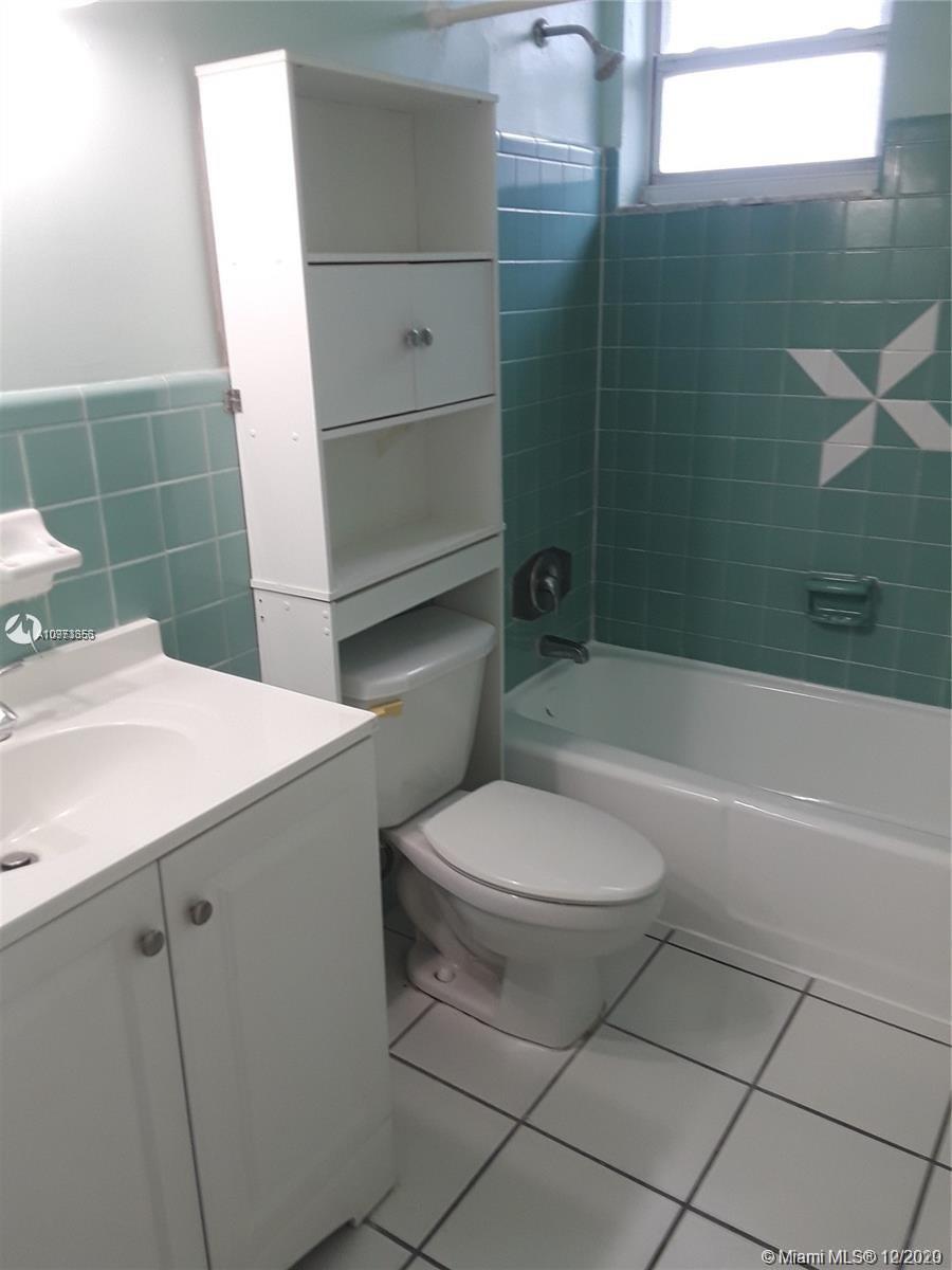 Hialeah Acres Hialeah, FL 33010 - Photo 7 of 12