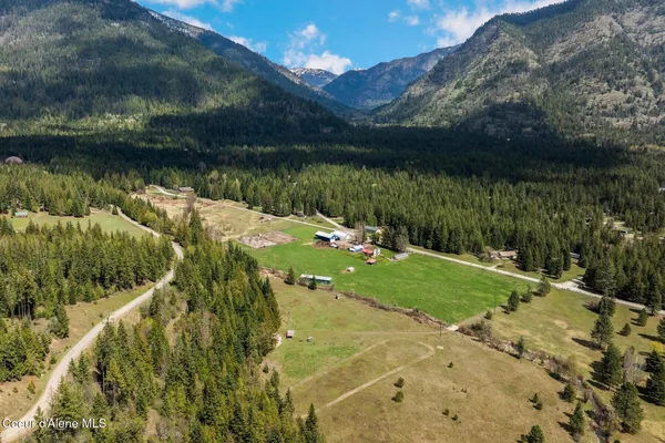 $325,000 | 2359 East Spring Creek Road, Clark Fork, ID 83811