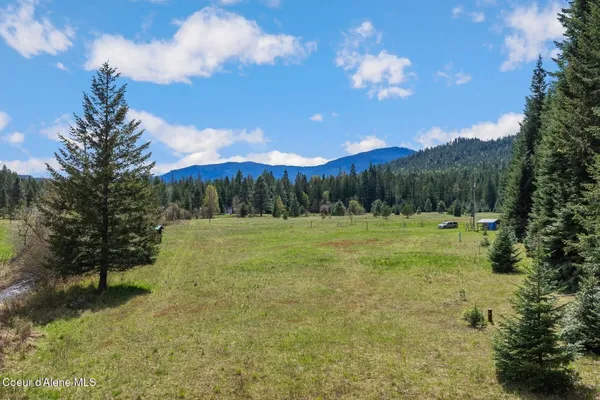 $325,000 | 2359 East Spring Creek Road, Clark Fork, ID 83811