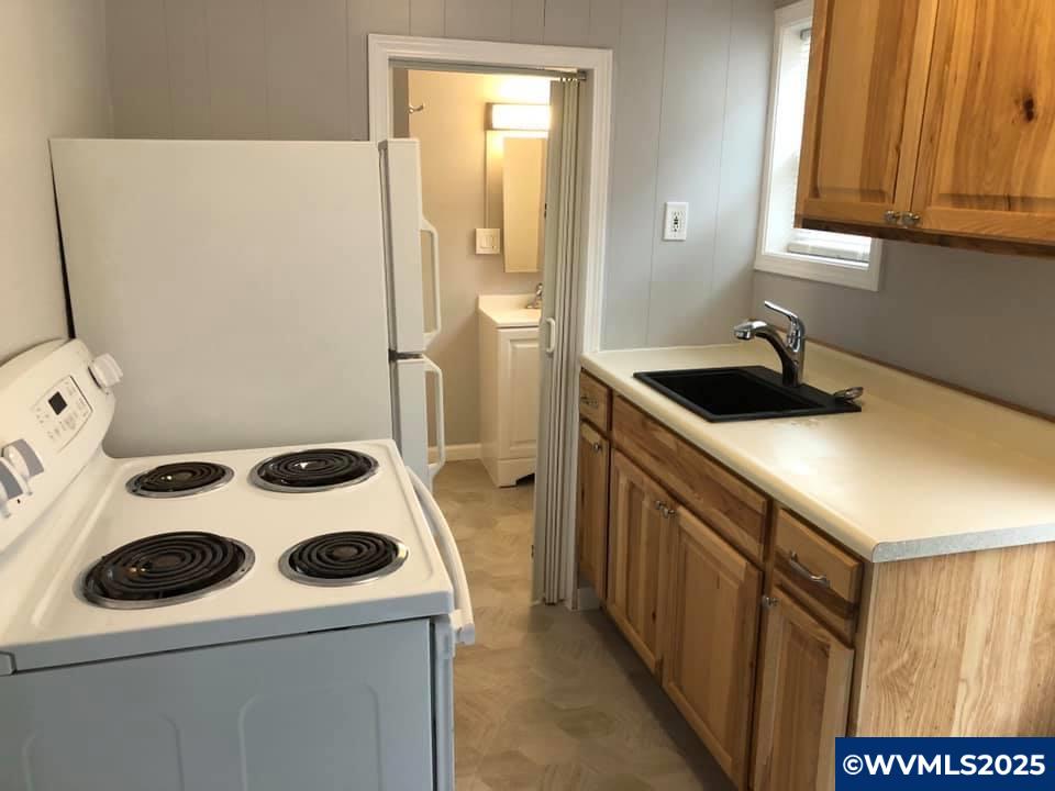 206 1/2 Southwest 2nd Avenue Albany, OR 97321 - Photo 23 of 49