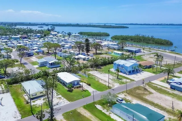 $429,000 | 4515 106th Street West, Bradenton, FL 34210