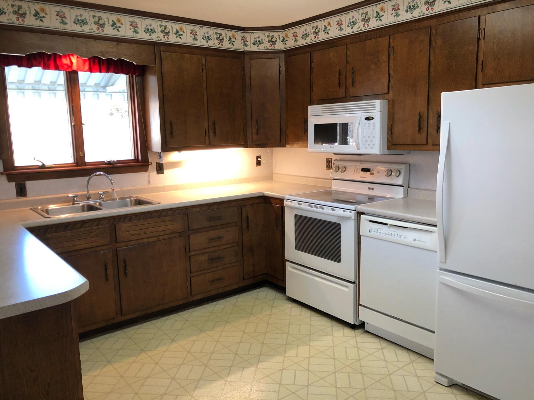 14 Mill Road Topsham, ME 04086 - Photo 10 of 34 33254441-5289-49CA-ADDB-4D8D4E687676