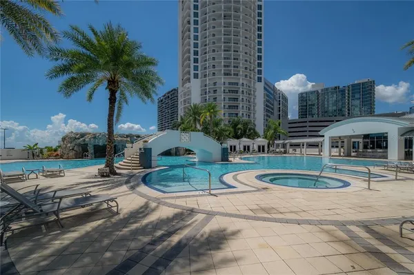 $6,500 | 449 South 12th Street, Unit 2401, Tampa, FL 33602