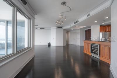 449 South 12th Street, Unit 2401 Tampa, FL 33602 - Photo 8 of 39