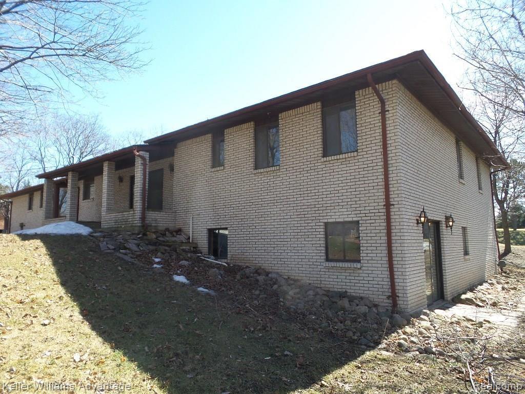 38548 Eight Mile Road Northville, MI 48167 - Photo 40 of 43