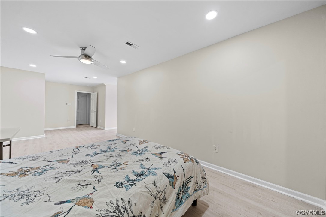 5124 Park Commons Loop Glen Allen, VA 23059 - Photo 23 of 30 a bedroom with a bed and a window