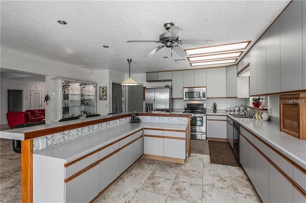18620 Wayne Road Odessa, FL 33556 - Photo 13 of 25