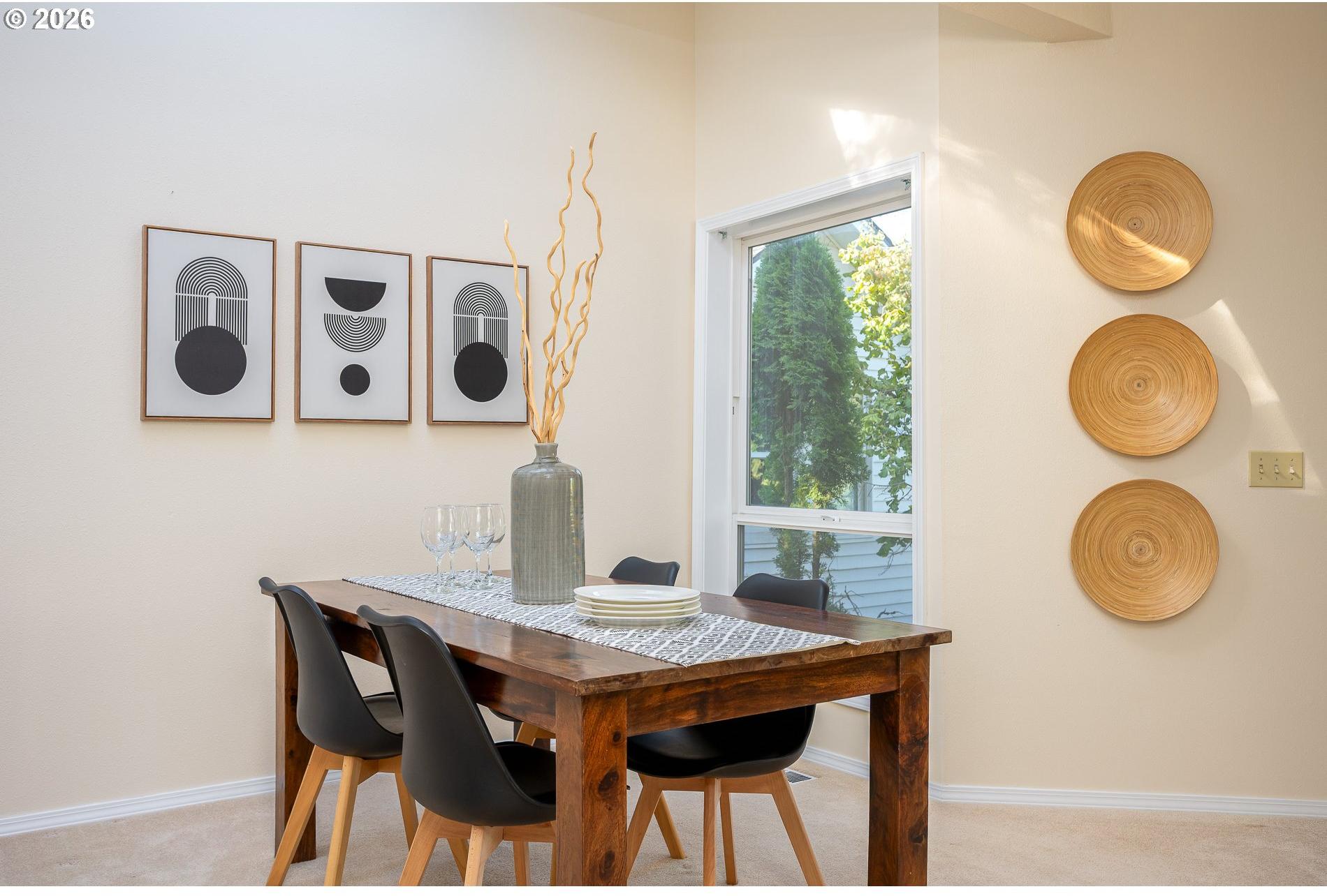 7007 Southwest 33rd Place Portland, OR 97219 - Photo 9 of 41 Dining Area