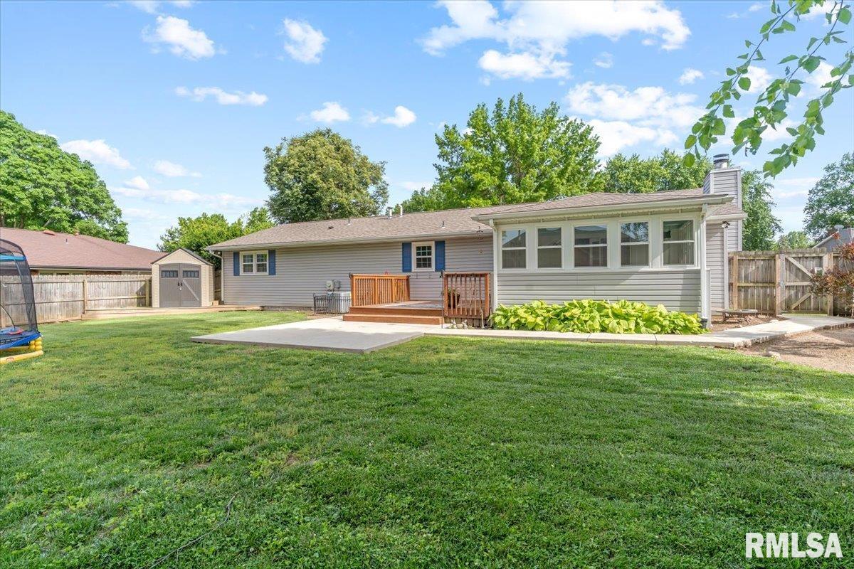 2605 Cardifs Avenue Springfield, IL 62704 - Photo 34 of 37
